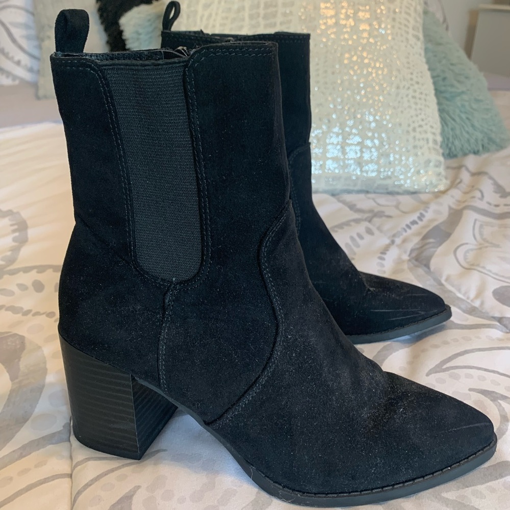 Women’s Express Black Faux Suede Booties *Worn Twice*